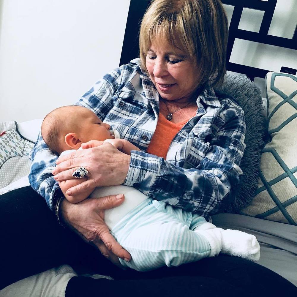 Meet your Posher, Sharon